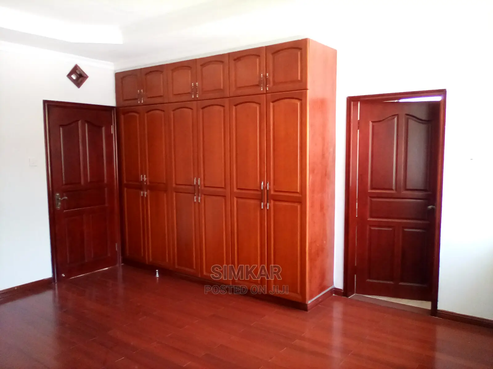 7bdrm Townhouse/Terrace in Karen, Hardy for sale