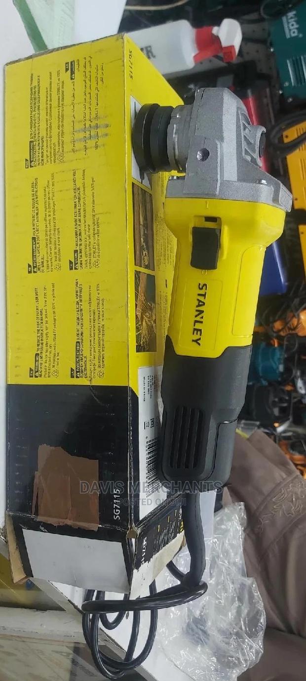 Stanley 4.5 " Angle Grinder