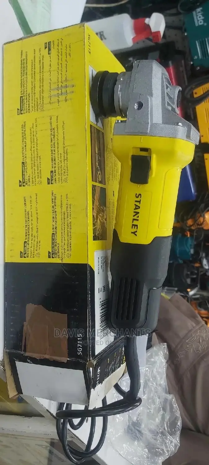 Stanley 4.5 " Angle Grinder