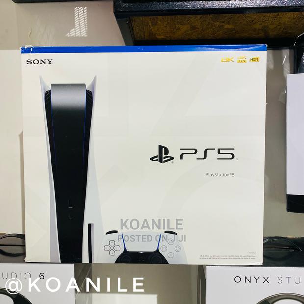 Playstation 5 Console - main view