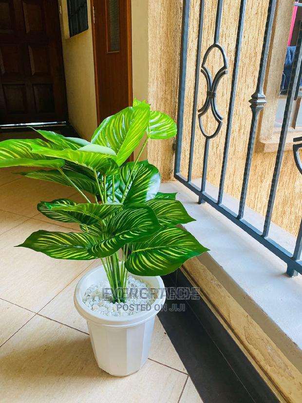 Green Artificial Flowers:
