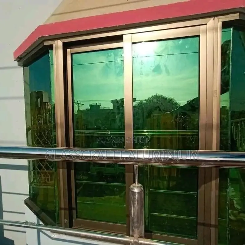 One Way Green Windows