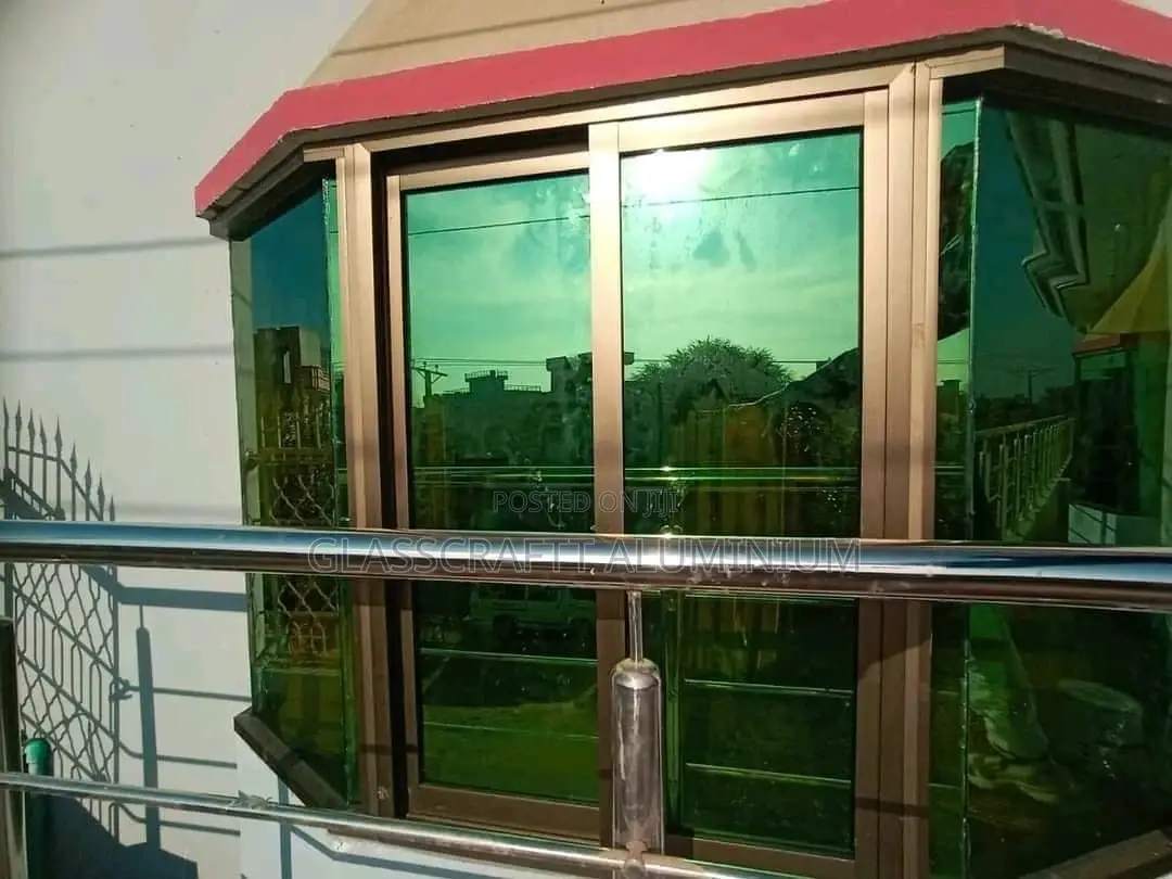 One Way Green Windows