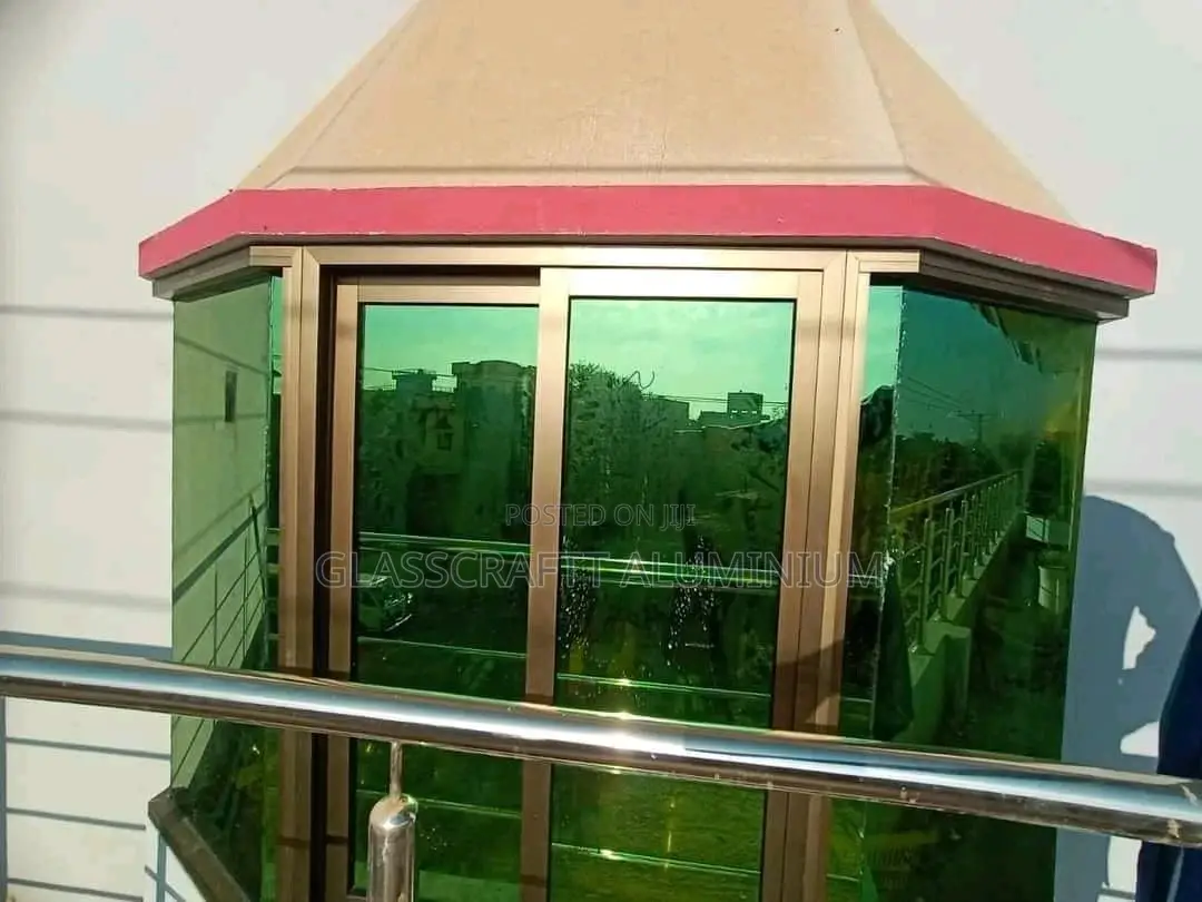One Way Green Windows