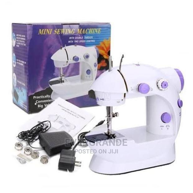 Mini Sewing Machine