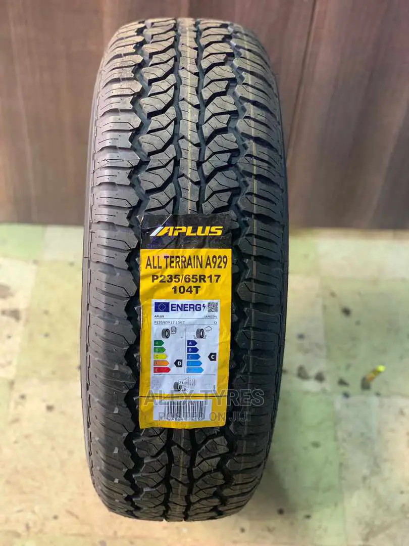 235/65r17 A/T Aplus Tyres Made in China