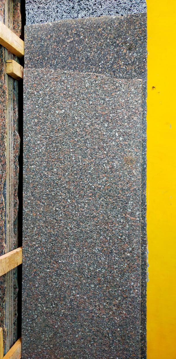 Greyish Granite - thumbnail 2