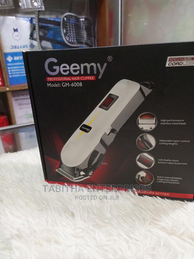 Qualified Geemy Shaver