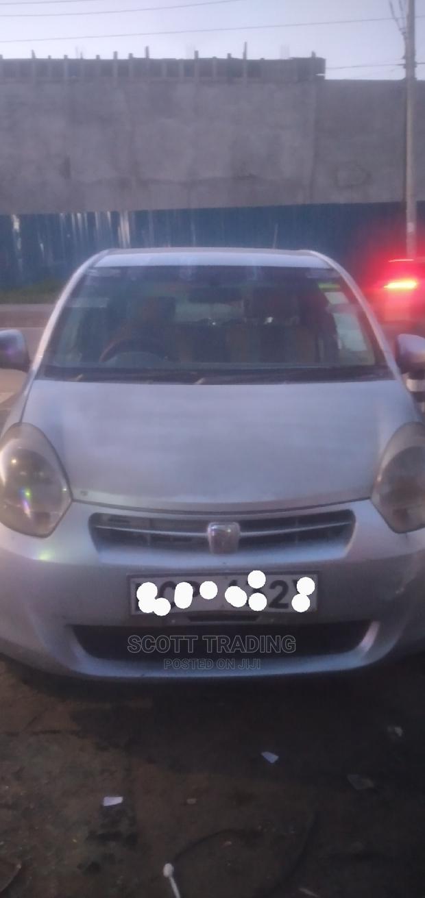 Passo 2012 Front Windscreen Fitted - main view