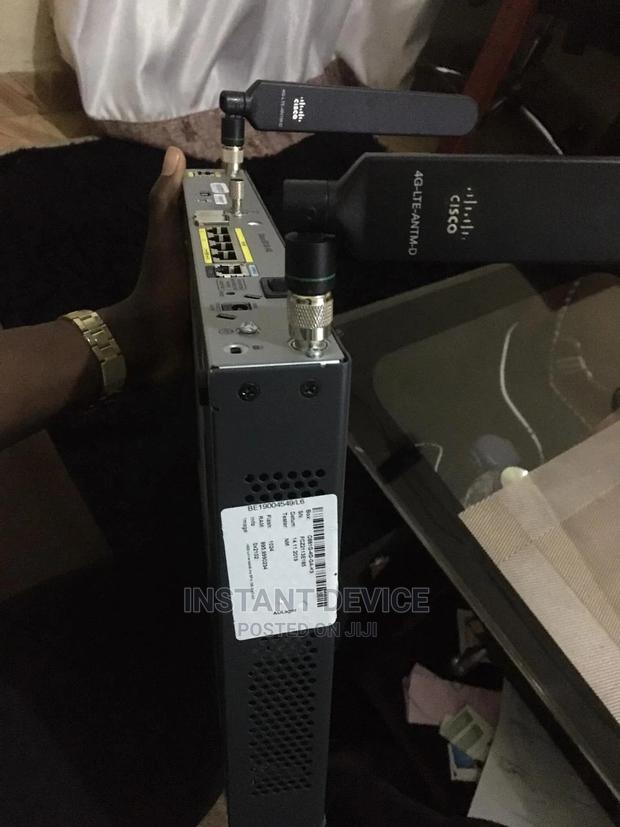 Cisco 881G Series Integrated Services Router - main view