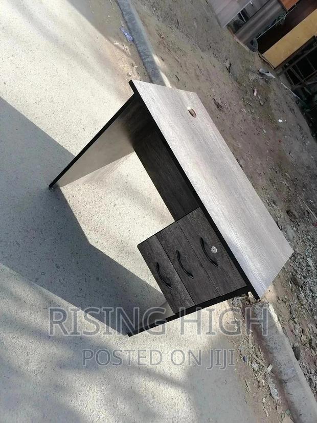 Finest High Quality Office Desk - main view