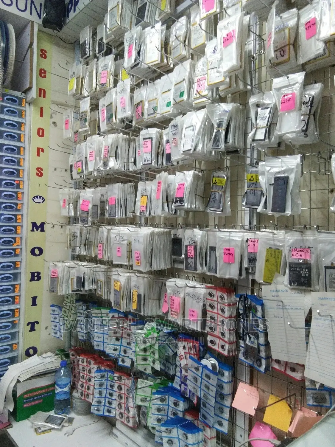 Samsungs, iPhones, Huawei, Oppo, Infinix,Tecno, Nokia,Itel 