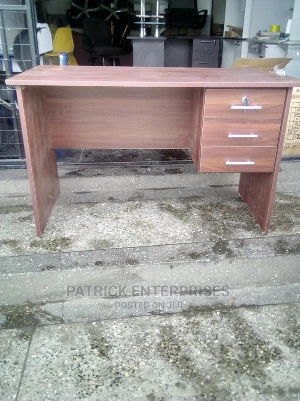 Executive Officer Desk - thumbnail 4