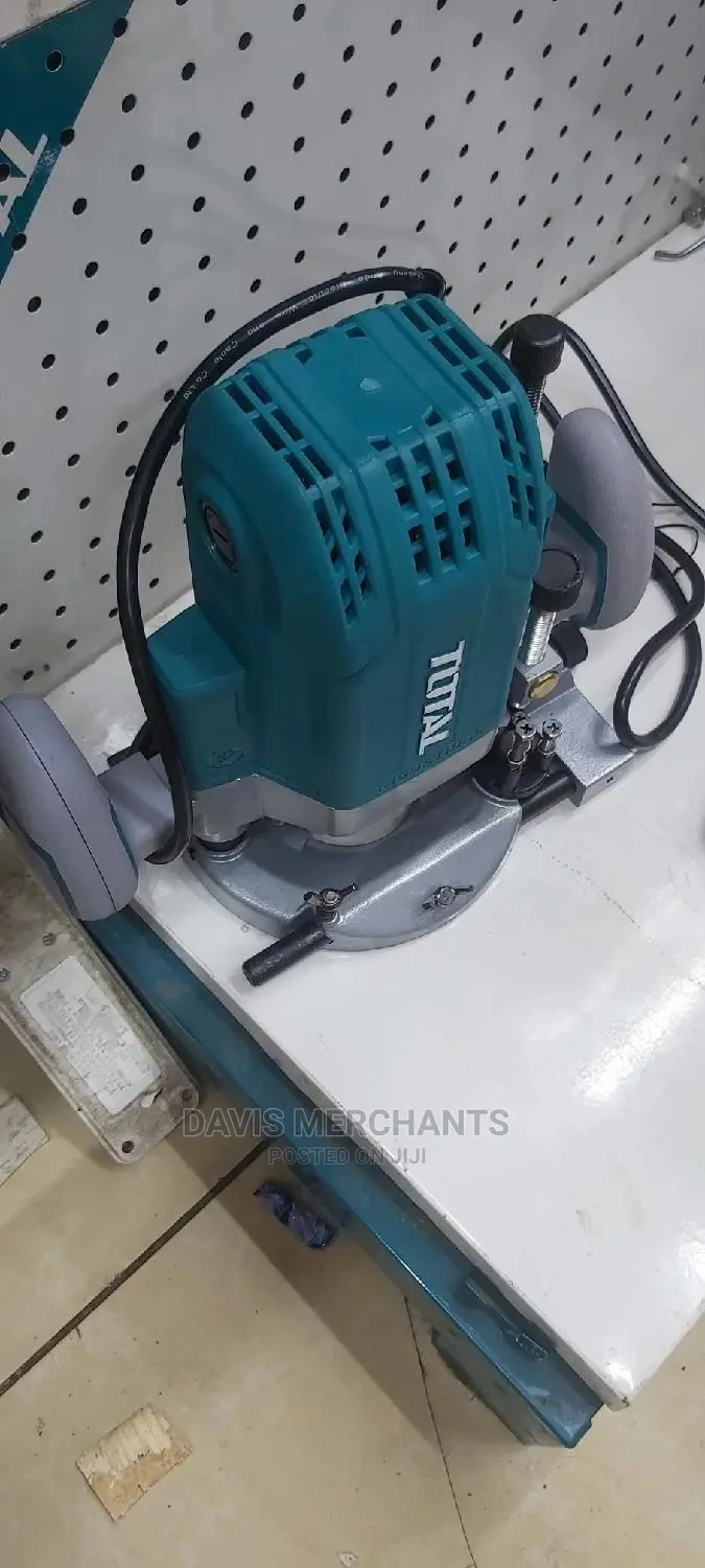 Total Electric Router Machine
