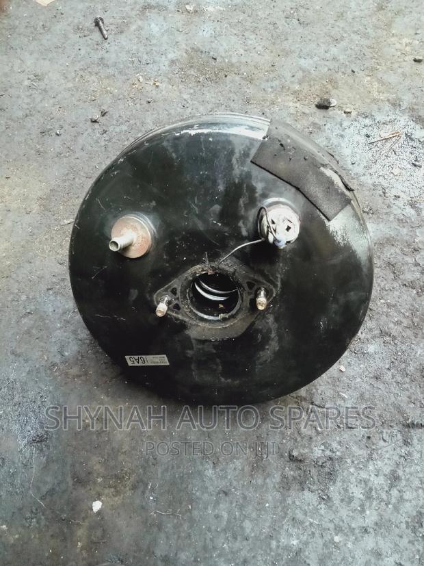 Brake Booster Toyota Hiace 7l