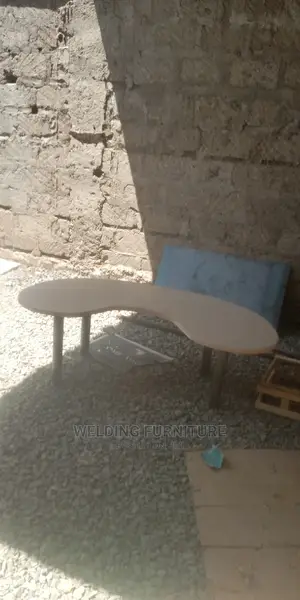 Beanshape Table Kindgarden