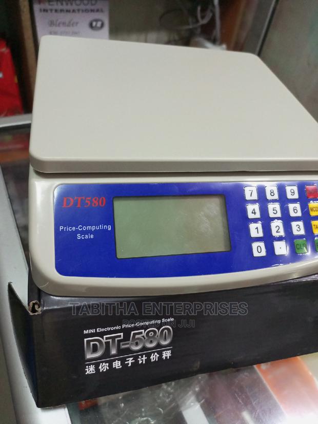 Mini Electronic Scale - main view