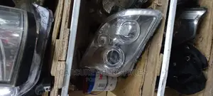 Toyota Avensis 2008 Headlight Xenon