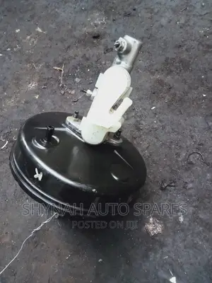 Brake Booster and Master Cylinder Honda Fit