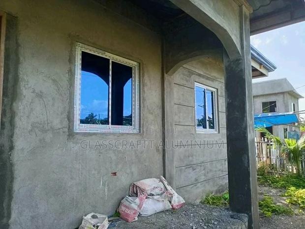 5mm Blue One Way Windows - thumbnail 4