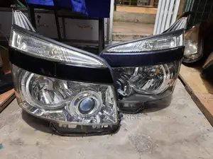 Voxy Headlights Xeno