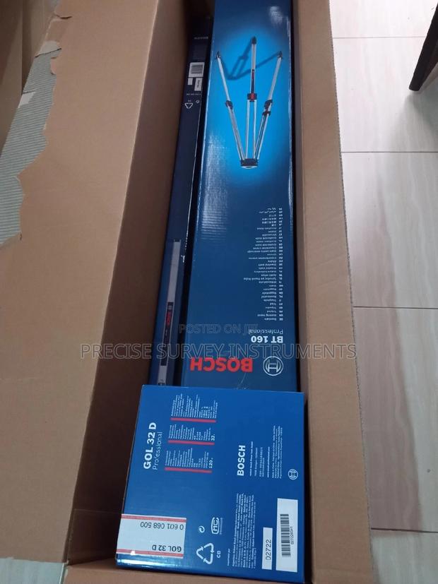 Bosch Gol 32D Automatic Dumpy Level Set - main view