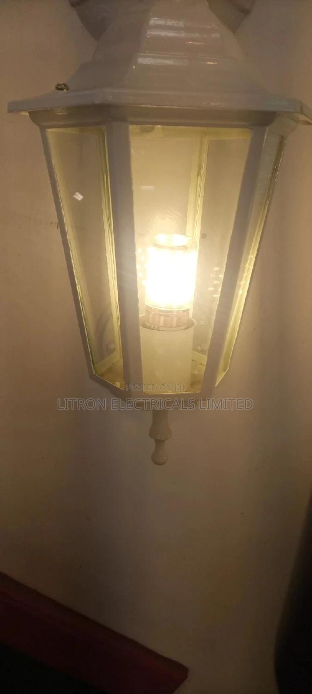 Wall Lightings