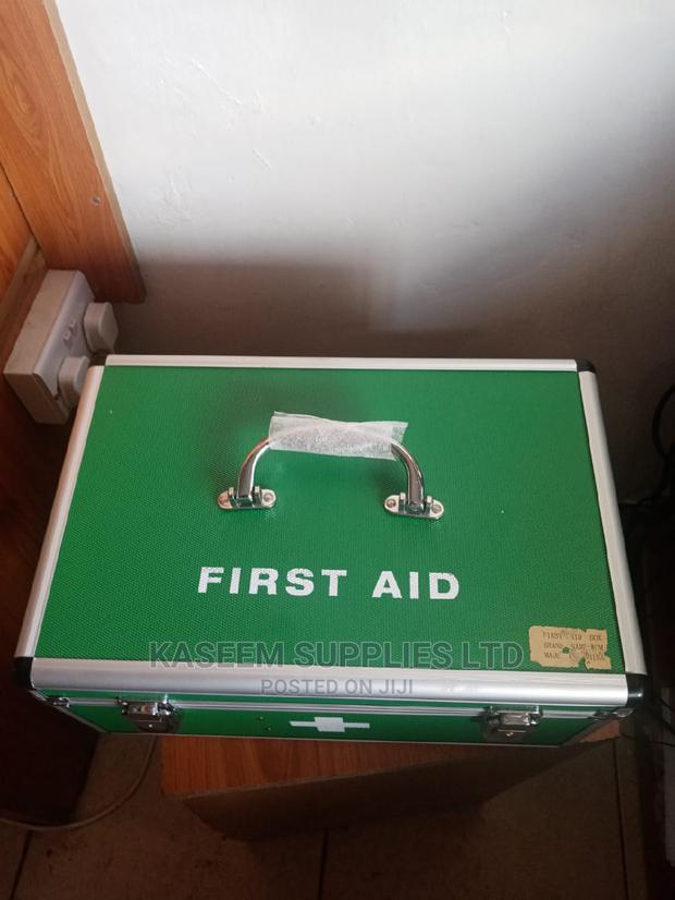 First Aid Box - thumbnail 4