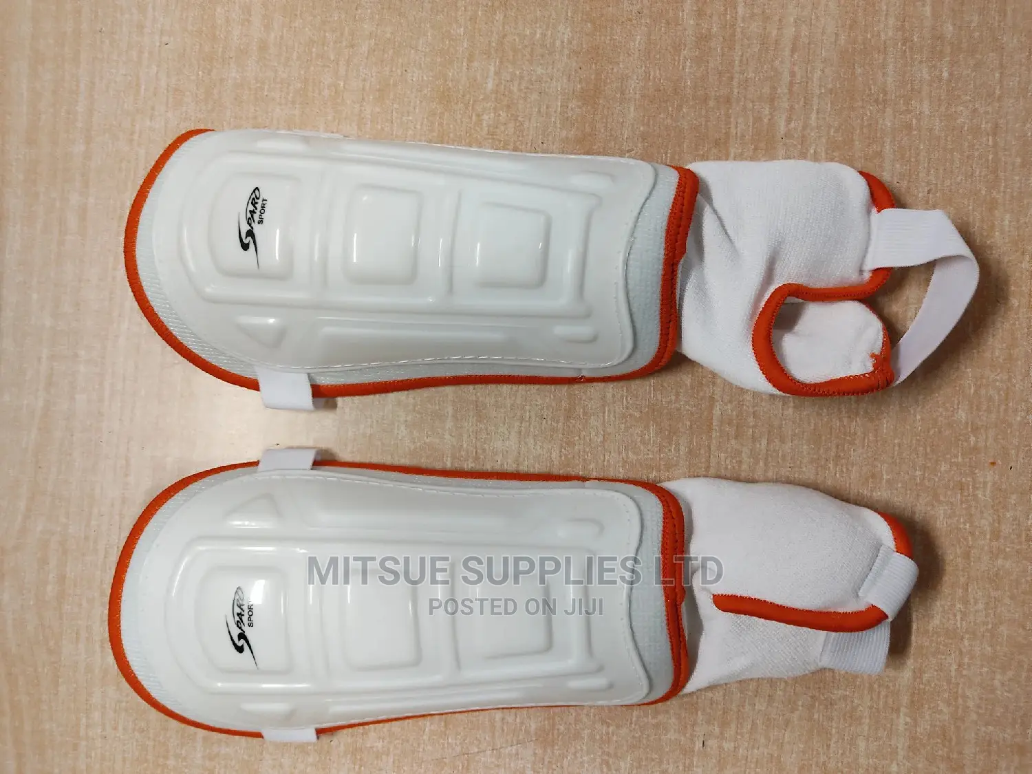 A Pair of Football/Hockey Shin Guards With Anklet-Code 6847