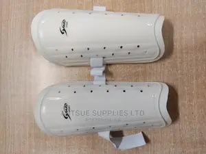 Pair of Football/Hockey Shin Guard White- Code 844-9
