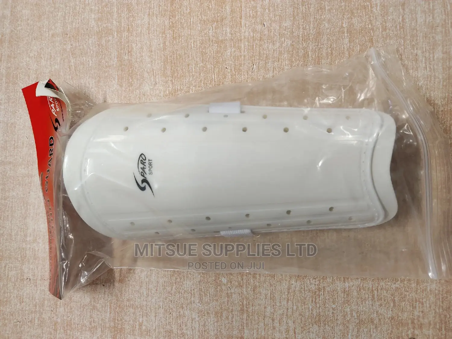 Pair of Football/Hockey Shin Guard White- Code 844-9