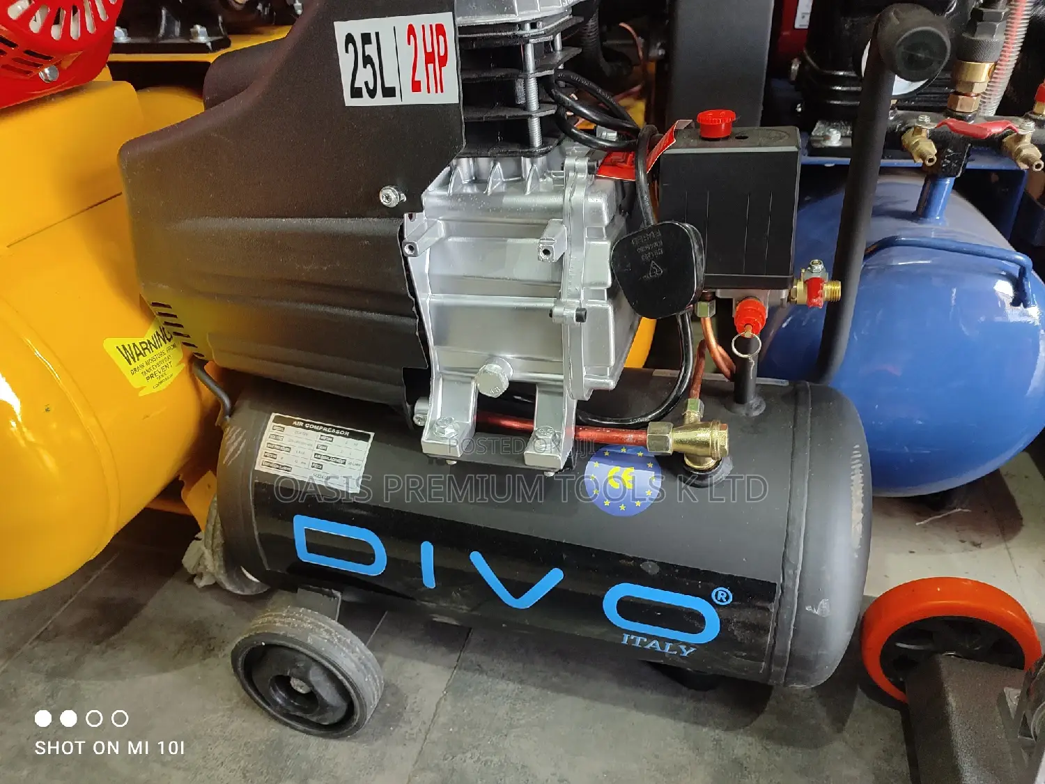 Air Compressors 25 LTR Italy