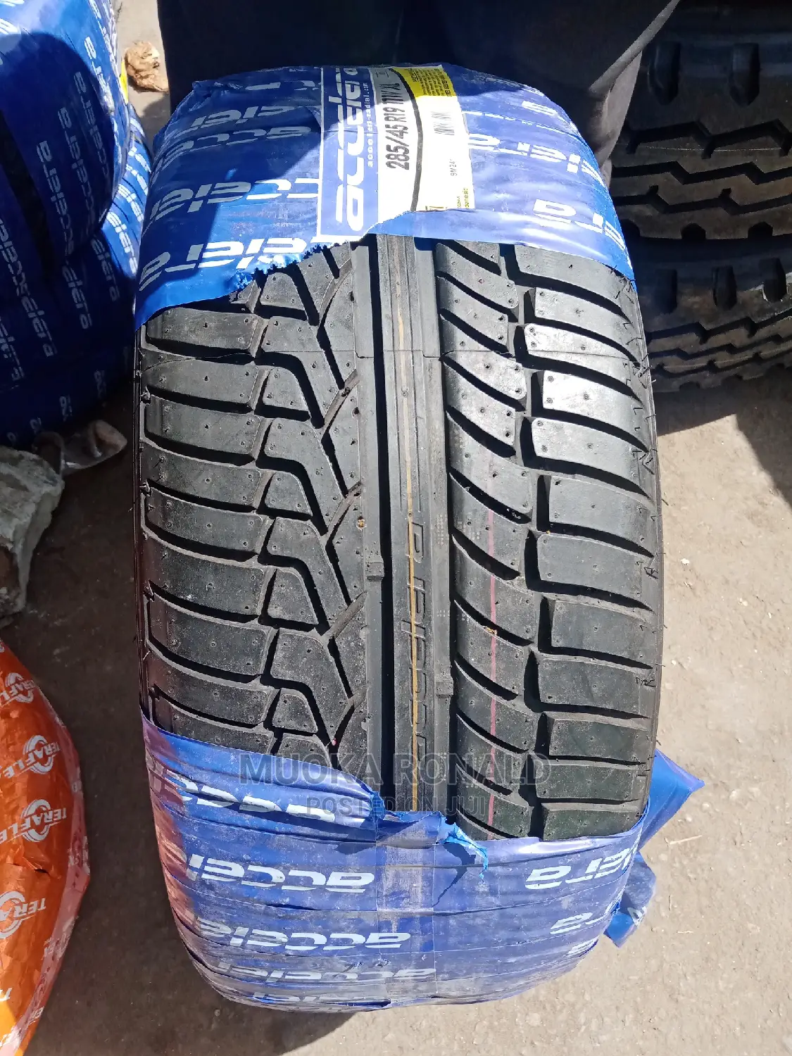 285/45r19 Accelera Tyre Made in Indonesia