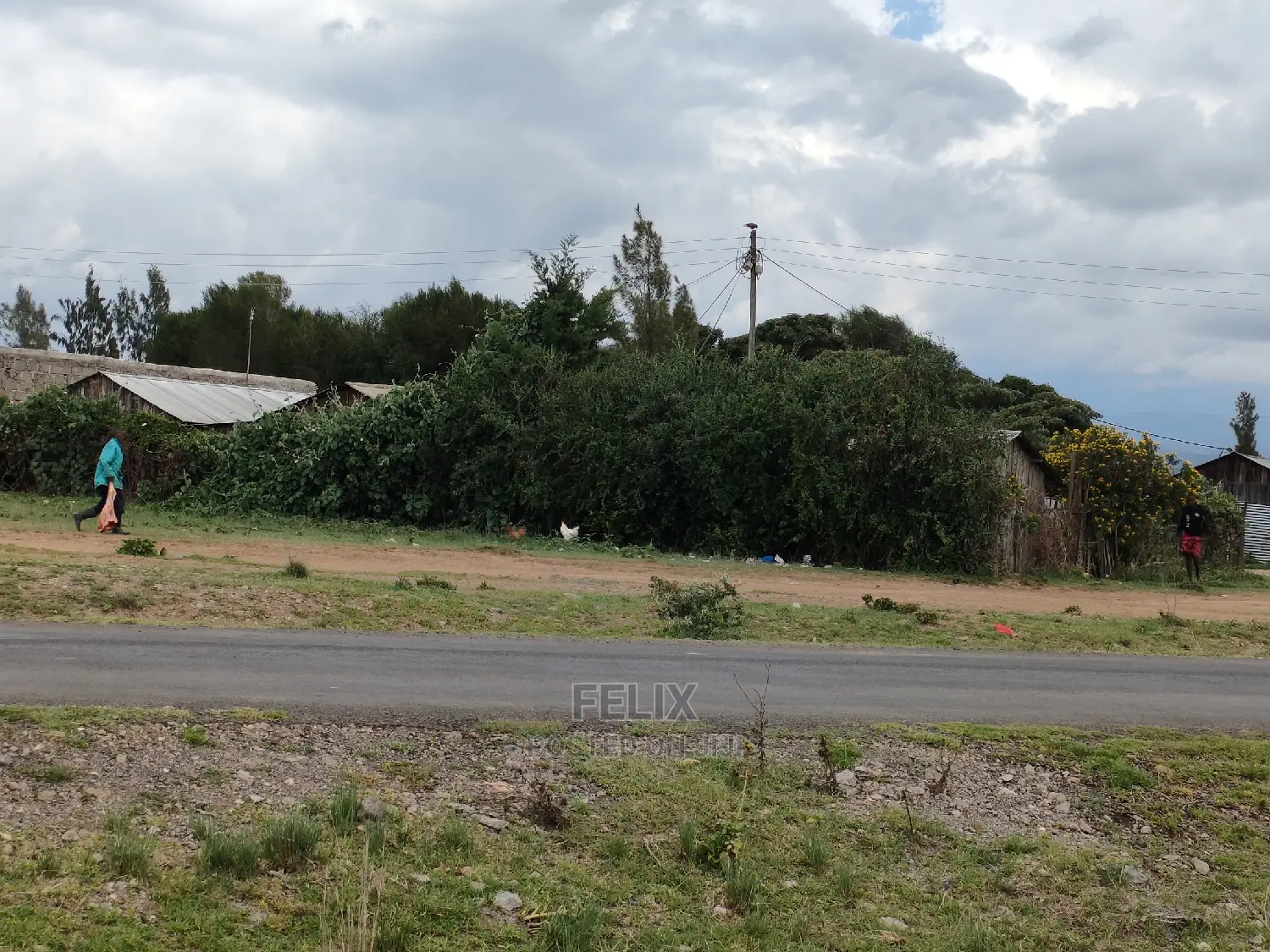 Narumoru 2 Acres Touching Tarmac