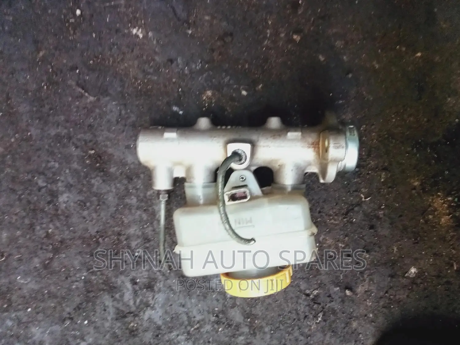 Brake Master Cylinder Nissan Sahara