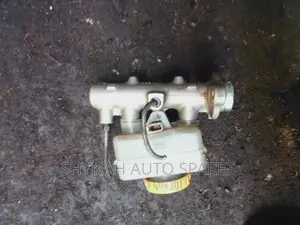 Brake Master Cylinder Nissan Sahara