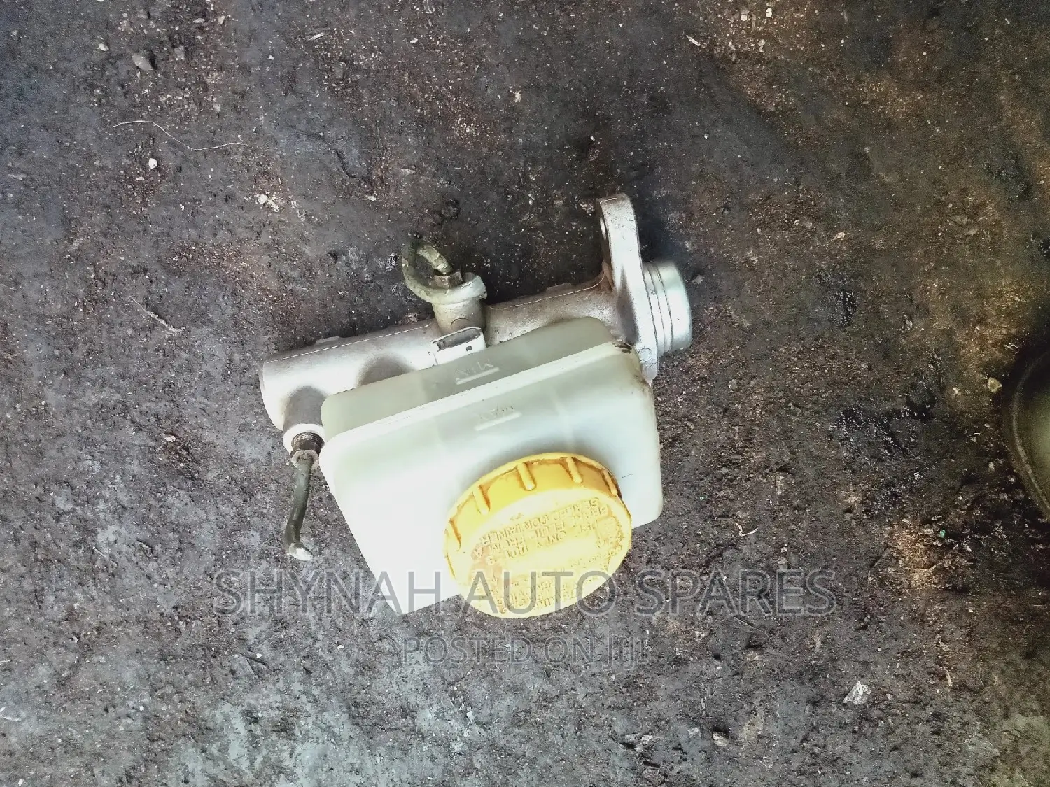 Brake Master Cylinder Nissan Sahara