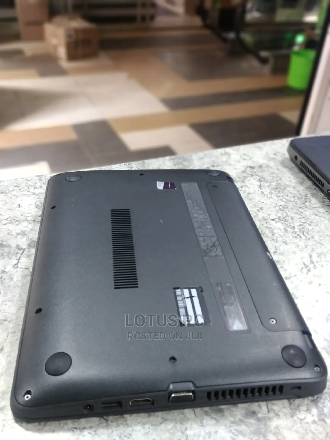 Laptop HP Stream 11 Pro G3 4GB Intel Core I3 HDD 500GB