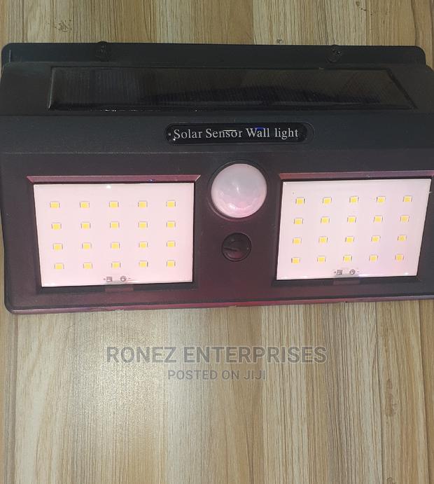 Double Wall Light Solar