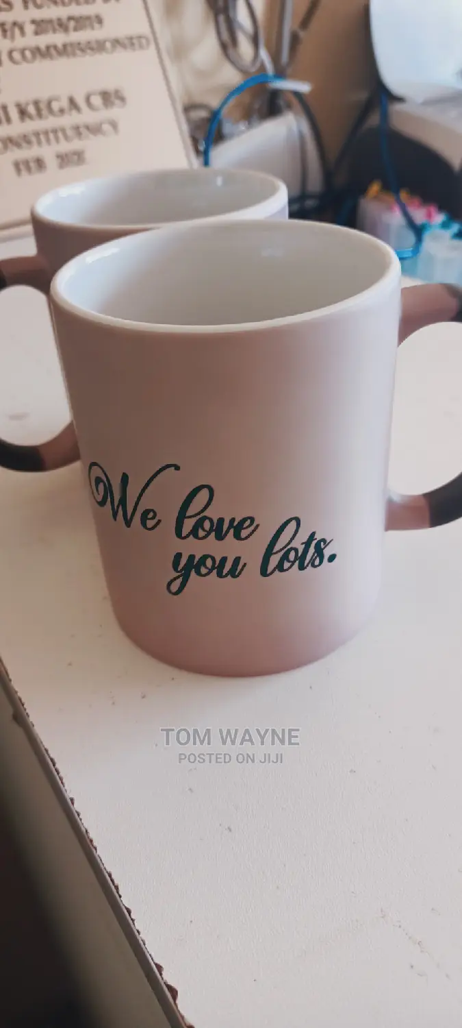 Cups That Changes Colour When Hot Liquids Are Poured In.