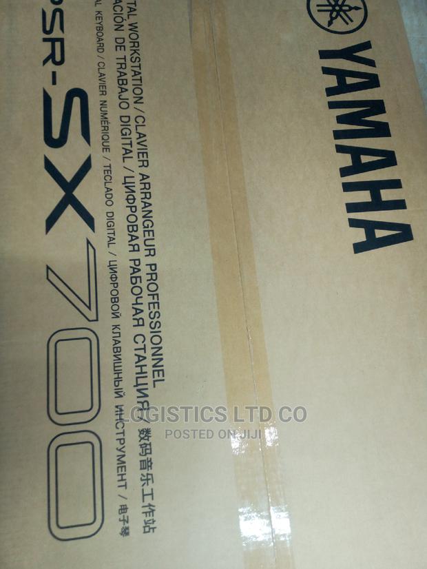 Yamaha Keyboard PSR - SX 700 - thumbnail 2