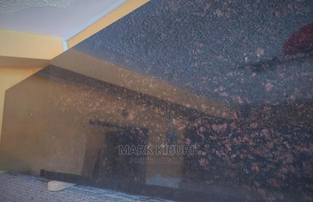 Granite. (Brown) - thumbnail 3