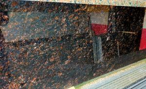 Granite. (Brown) - thumbnail 2