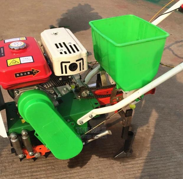 Small Tractor Corn Planter - main view