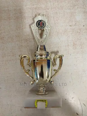 1st Position Trophy- 9"