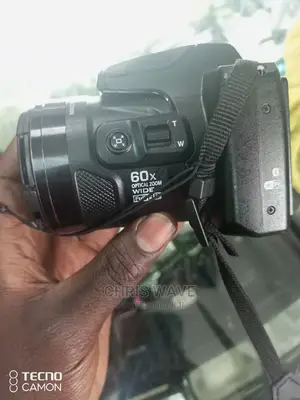Nikon B600 With Wifi and Bluetooth