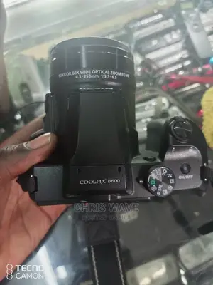 Nikon B600 With Wifi and Bluetooth