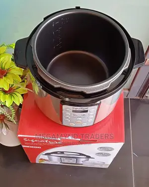 Signature Electric Pressure Cooker/6litre Pressure Cooker