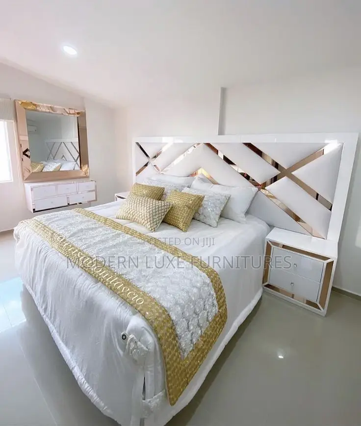 5/6 Bed Plus 2 Side Drawers