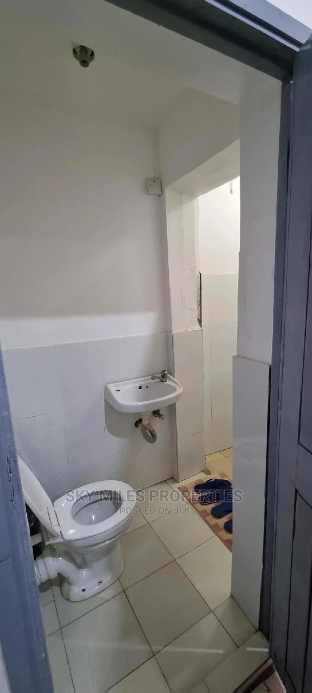 Studio Apartments With a Swng/Pool Facing the Creek Beach. - thumbnail 7